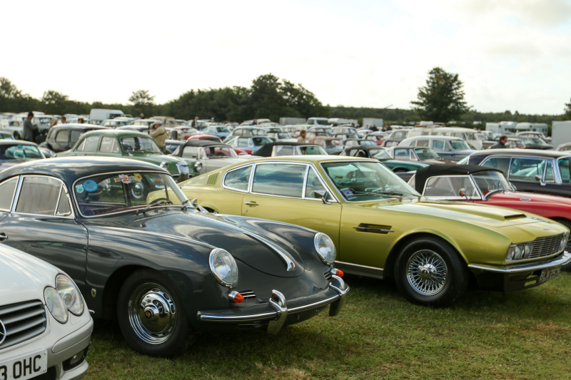 Illustration for article titled The Parking Lot At The Goodwood Revival Is The Most Magical Parking Lot In The World